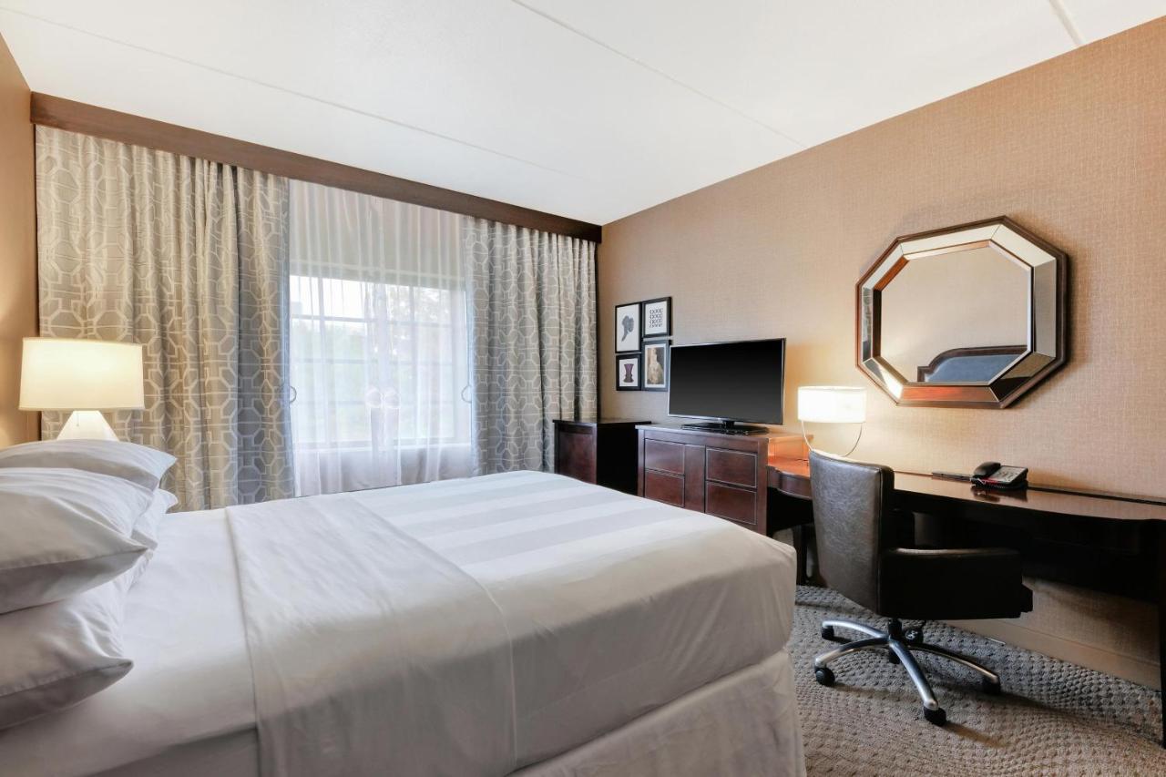 Sheraton Tarrytown Hotel Exterior foto