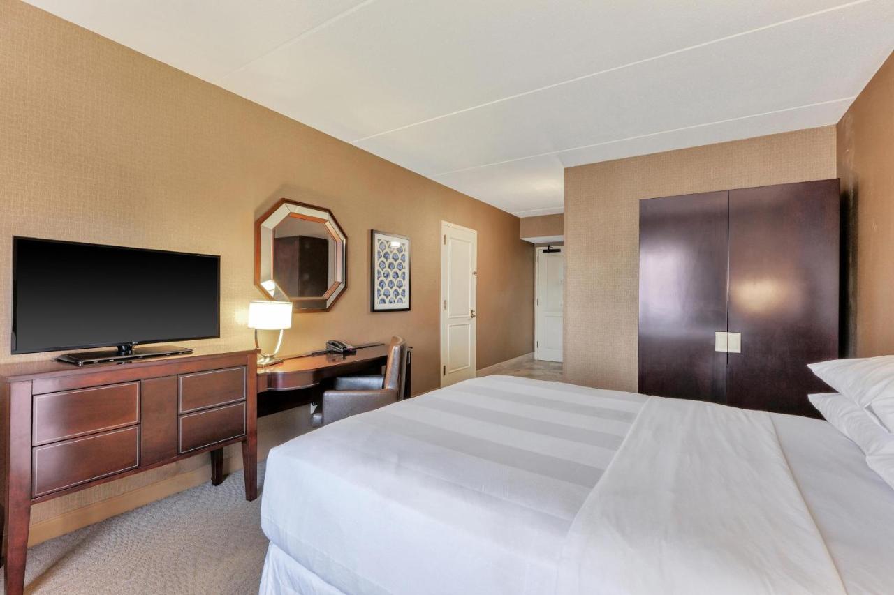 Sheraton Tarrytown Hotel Exterior foto